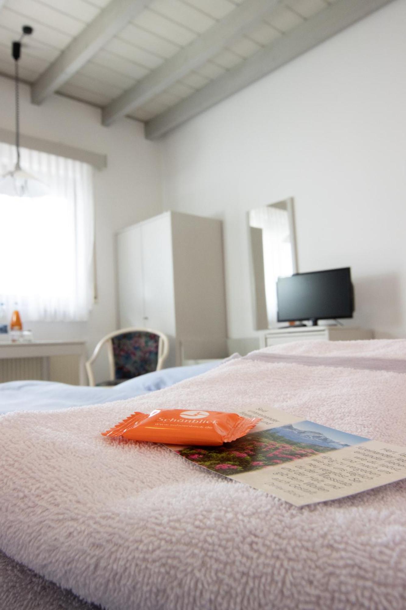 Pension Krone Schwäbisch Gmünd Eksteriør billede